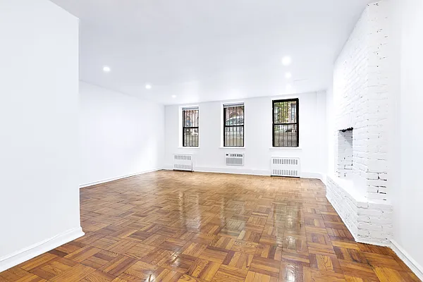 Rented by Cooper & Cooper Real Estate | media 3