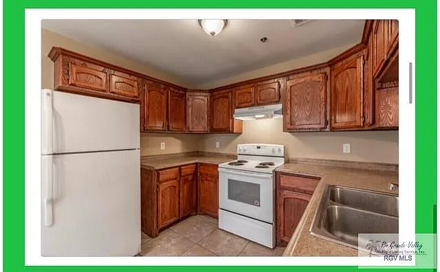 Building Photo - 116 Wild Olive Cir #8 & 3