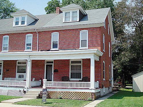 2nd image of 216 Terrace Ave