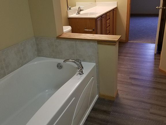 3rd image of 14837 Olivine St NW