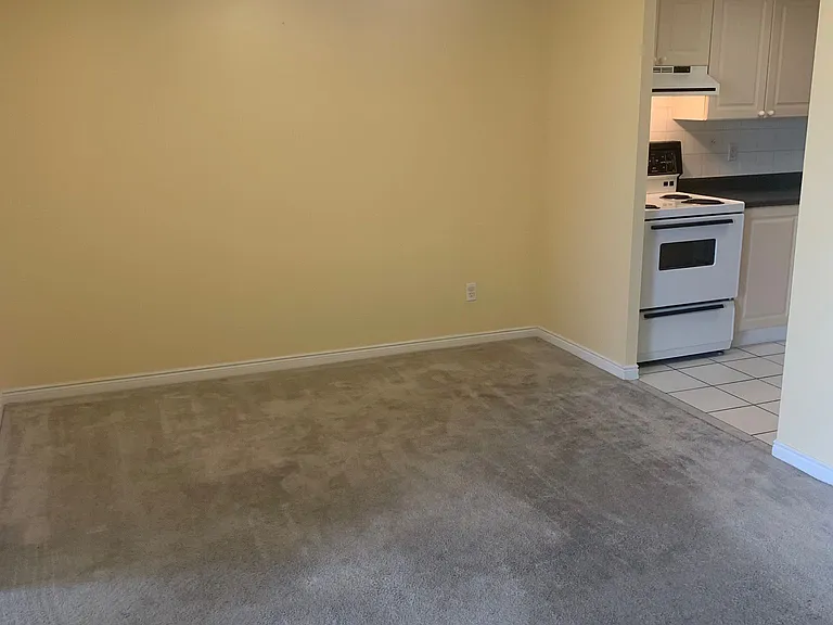 135 Hillcrest Ave #1615 — Photo 2