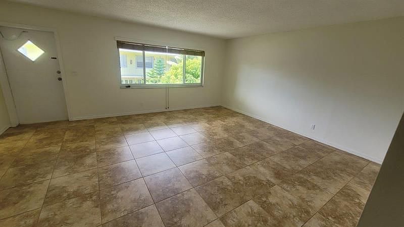 1st image of 222 N Federal Hwy APT 6