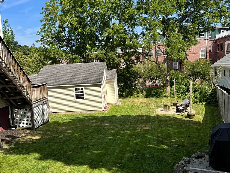 9 Cedar St — Photo 25