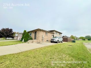 2746 Allyson Ave, Windsor, ON N8W 5S8