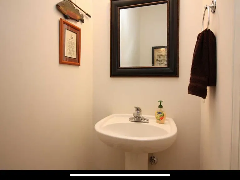 110 Smathers Dr — Photo 16