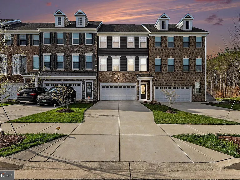 10878 Foxtrot Cir — Photo 45