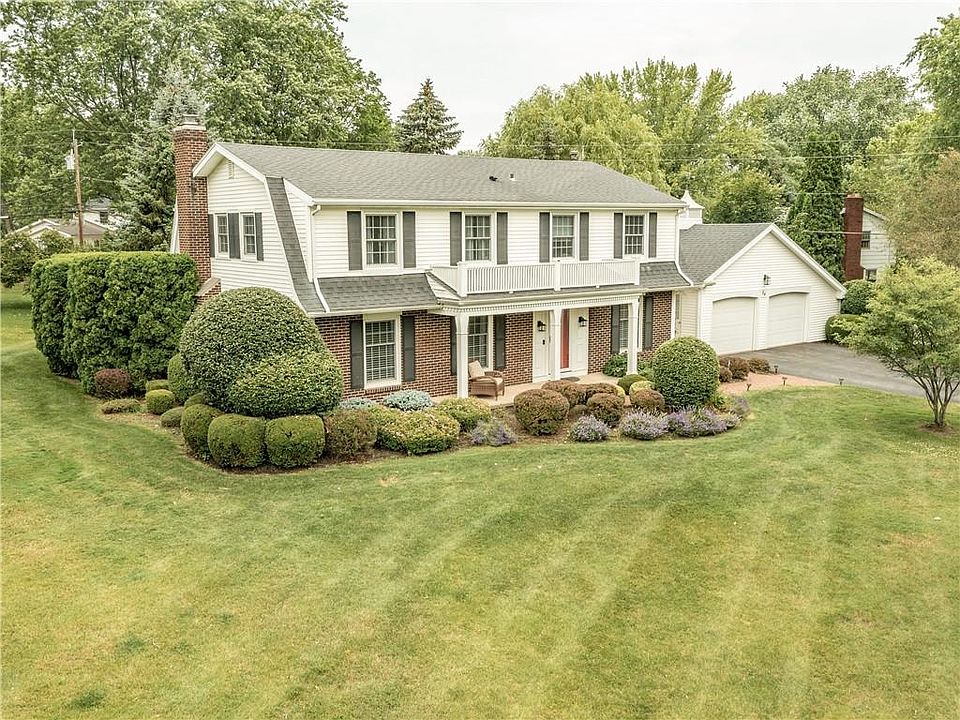 1st image of 24 Charter Oaks Dr