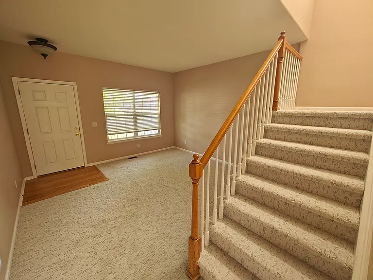 1029 Thornbury Pl — Photo 9