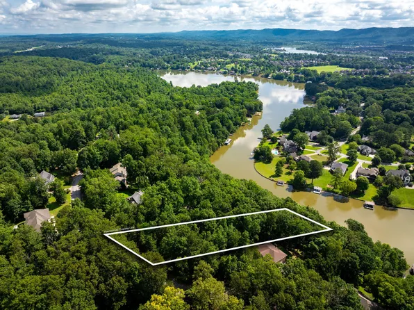 7306 Creek Ridge Dr, Harrison, TN 37341