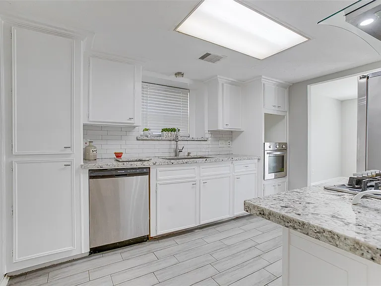 128 N Deerfoot Cir — Photo 11