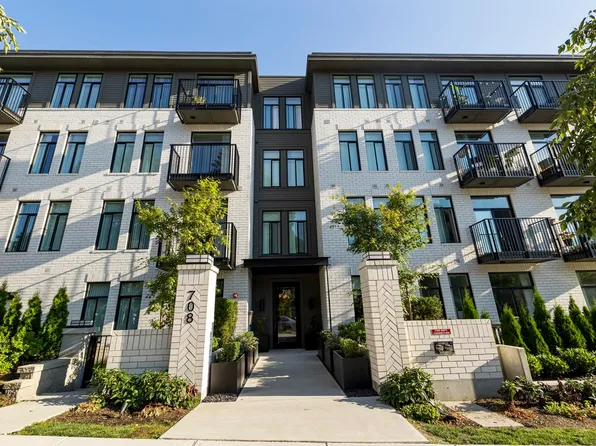 708 Edgar Ave #110, Coquitlam, BC V3K 0H3