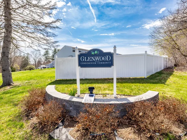 50 East Hill Road APT 3K, Canton, CT 06019