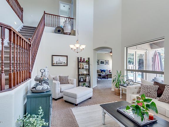 4th image of 2250 E Indigo Dr