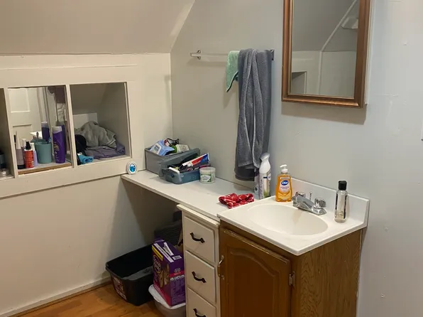 35. W. University Street