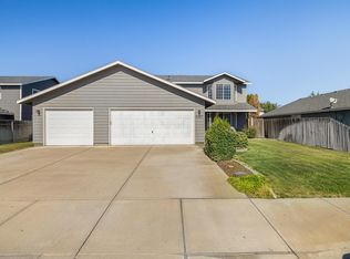 8207 Camano Dr, Pasco, WA