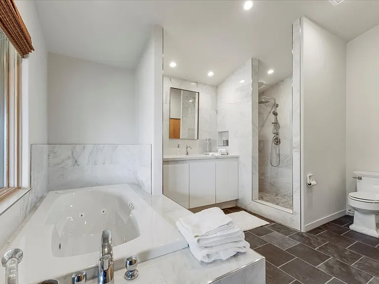 38 Asoleado Dr — Photo 22