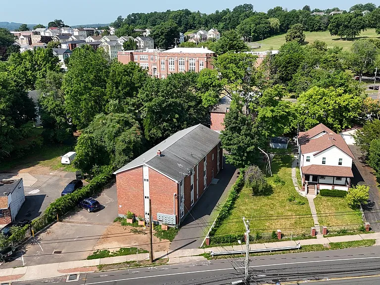 18 Farmington Ave #C-4 — Photo 9