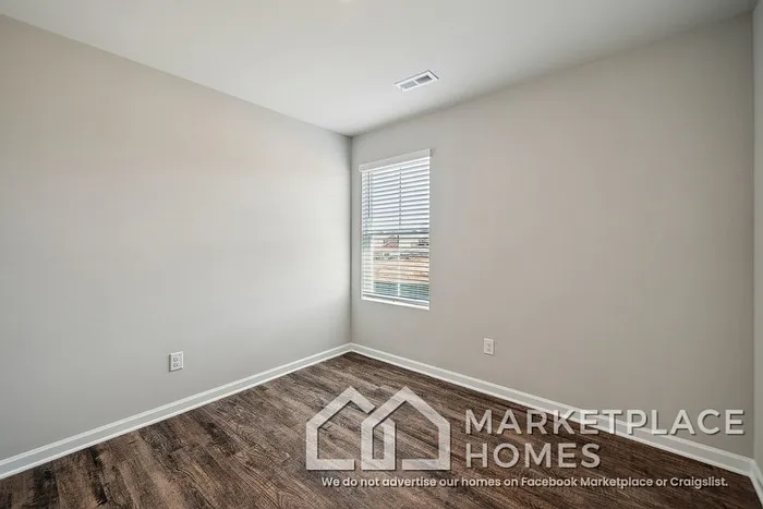 4022 Ryan Dr SW — Photo 25