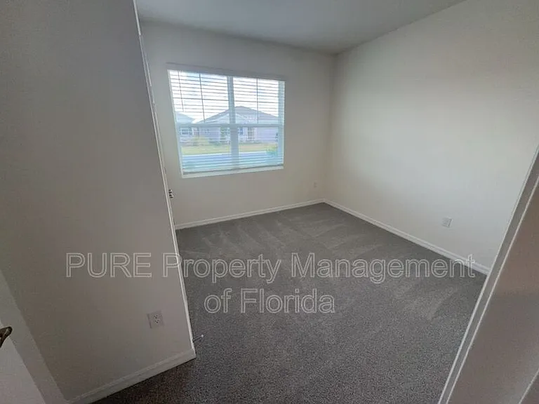 4122 NW 48th Terrace Rd — Photo 41