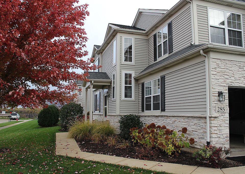 1st image of 285 Robin Glen Ln