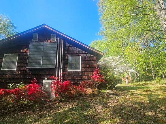 3rd image of 1308 Simpkins Lake Rd