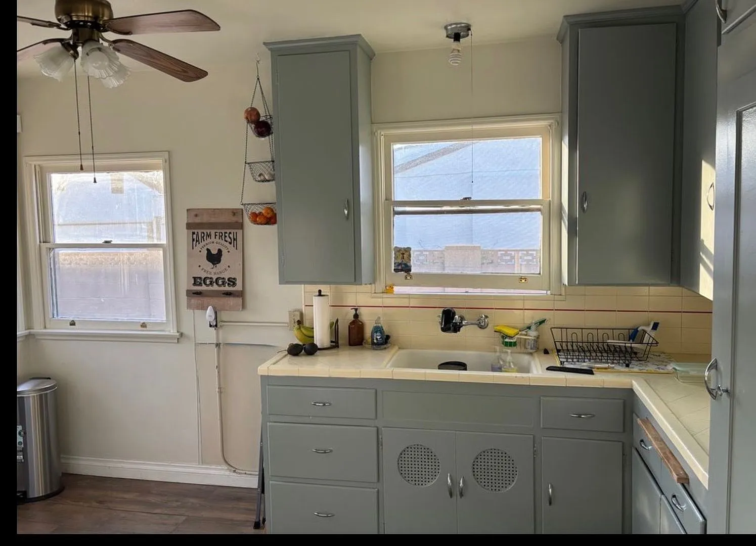 Charming 2 Bed 1 Bath Tustiin Home on Large Lot — Photo 4