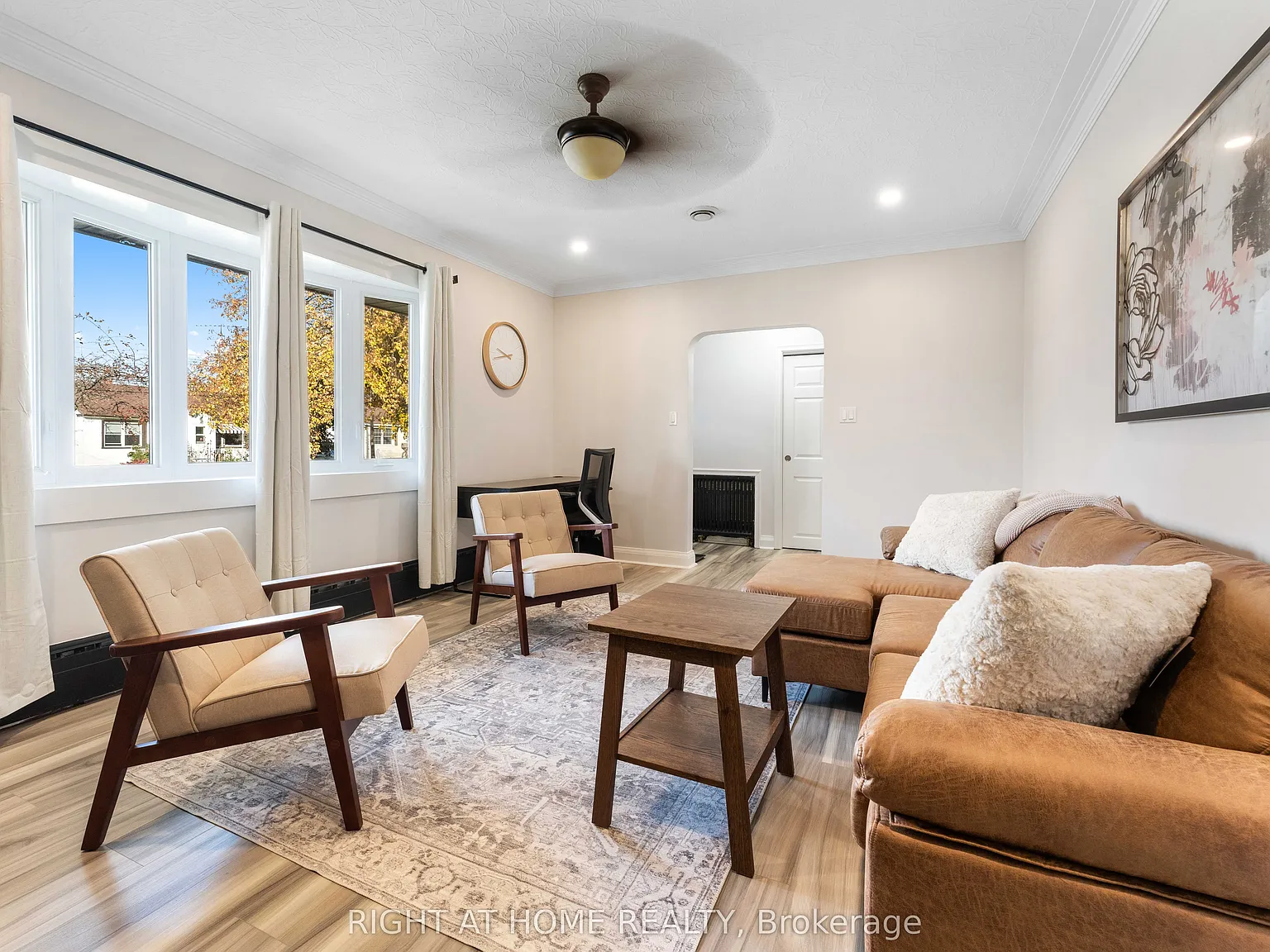 3 bed, $2,475 — Photo 4