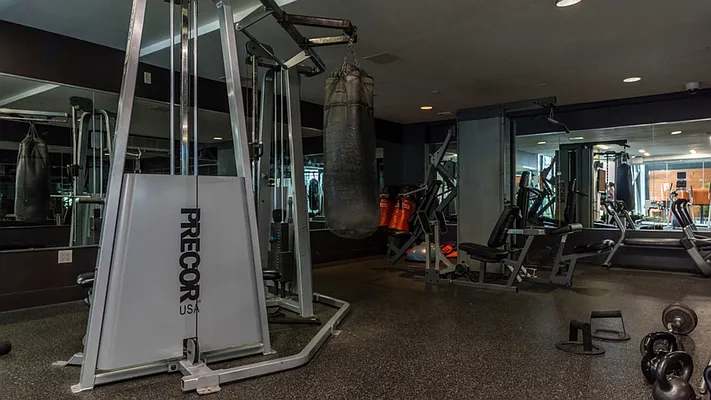 Rented by Nooklyn NYC LLC | media 42