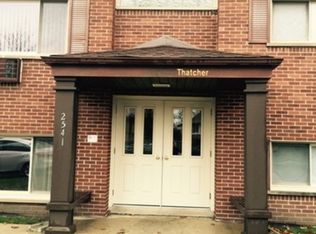 2541 Thatcher Ave APT 1F, River Grove, IL 60171