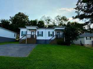 408 Lynda Lee Ln #B, Columbia, TN 38401