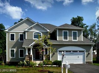 4031 Colonel Mendez Way, Fairfax, VA 22032