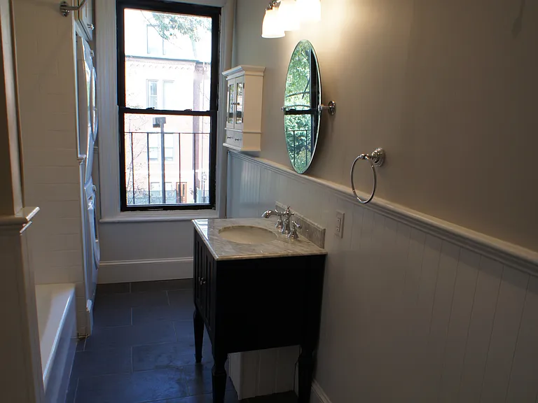 153 Warren Ave #2 — Photo 8
