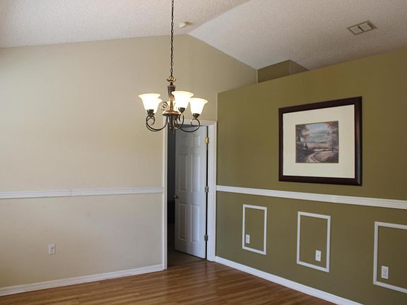3rd image of 3068 Valkyrie Rd