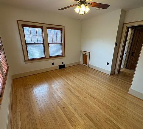 5th image of 1211 34th St #1211