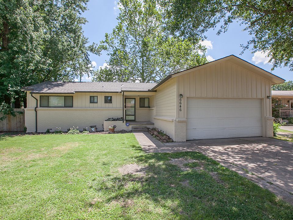 2 Car Attached Garage