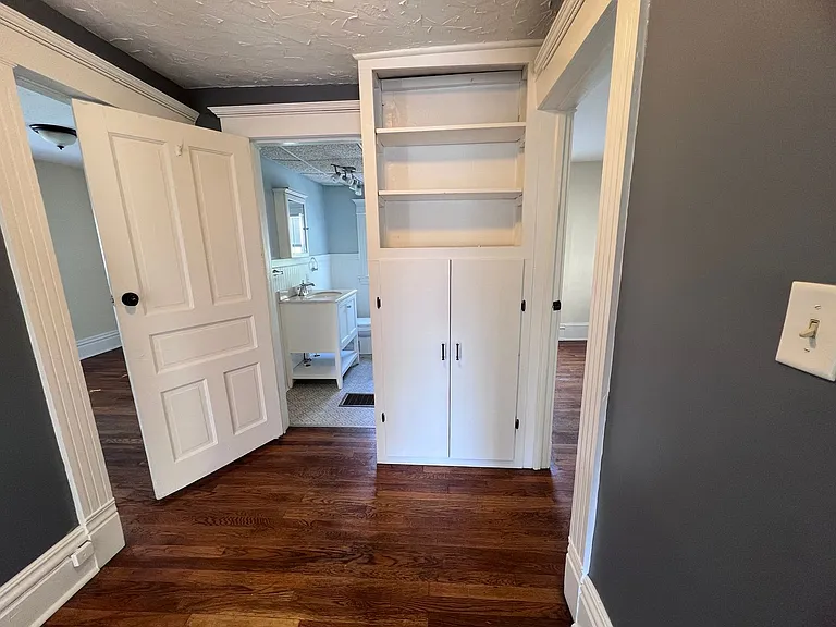 425 Fuller Ave SE — Photo 13