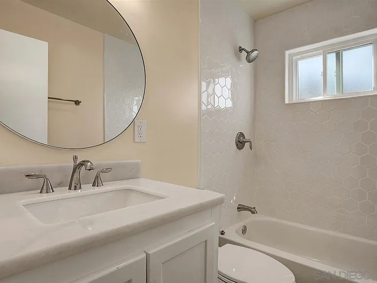 13041 Morene St — Photo 16