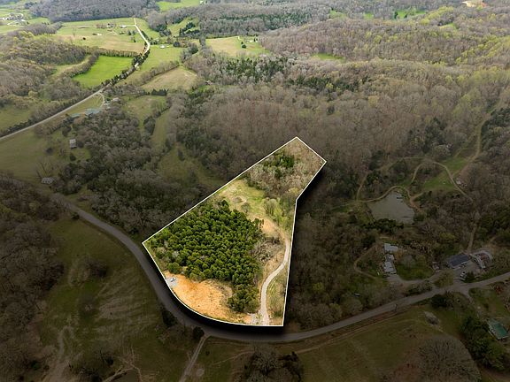 4th image of 1 Rabbit Trail Rd