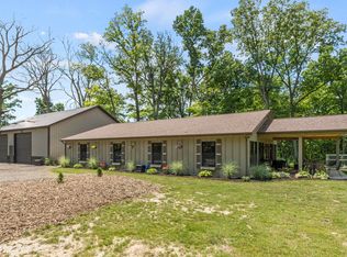 3373 Kroemer Rd, Fort Wayne, IN 46818