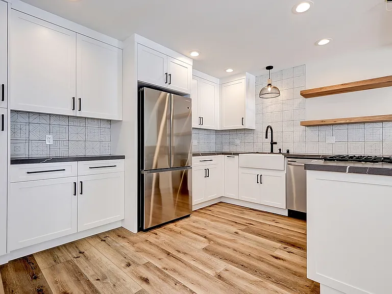 1919 Harriman Ln #3 — Photo 5