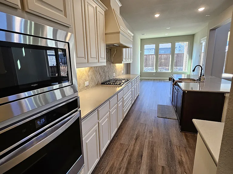 810 Elm Park Dr — Photo 50