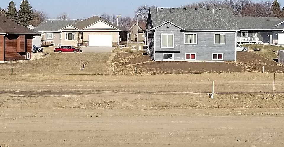 1st image of 112 Skyline Dr