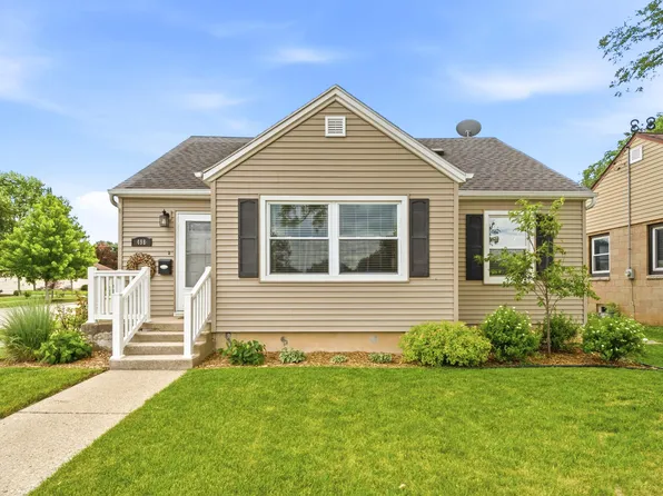 498 W Division St, Fond Du Lac, WI 54935