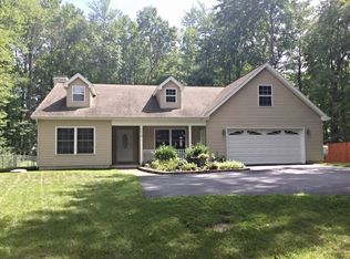 1618 Crescent Rd, Clifton Park, NY 12065