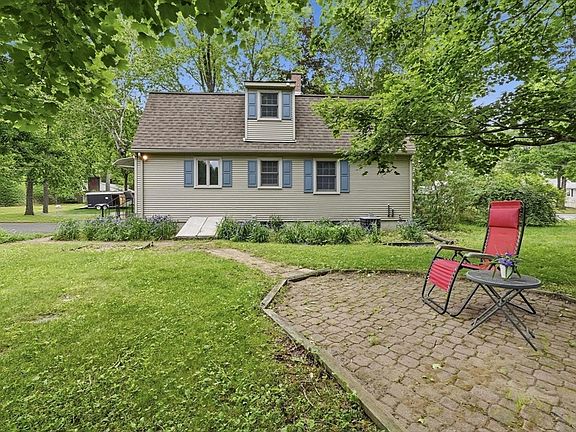 2nd image of 45 Glendale Rd
