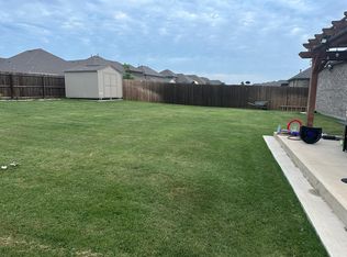 2809 Grizzly Rd, Aubrey, TX 76227