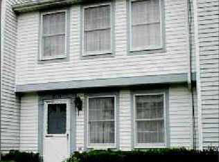 8355 Brockham Dr, Alexandria, VA 22309