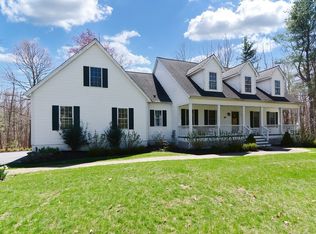 30 Vincent Rd, Mendon, MA 01756