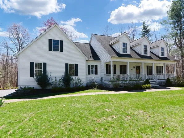 30 Vincent Rd, Mendon, MA 01756