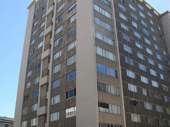 3rd image of 1001 Pine St Unit 206